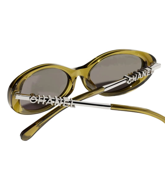 Chanel Ovalado Olive