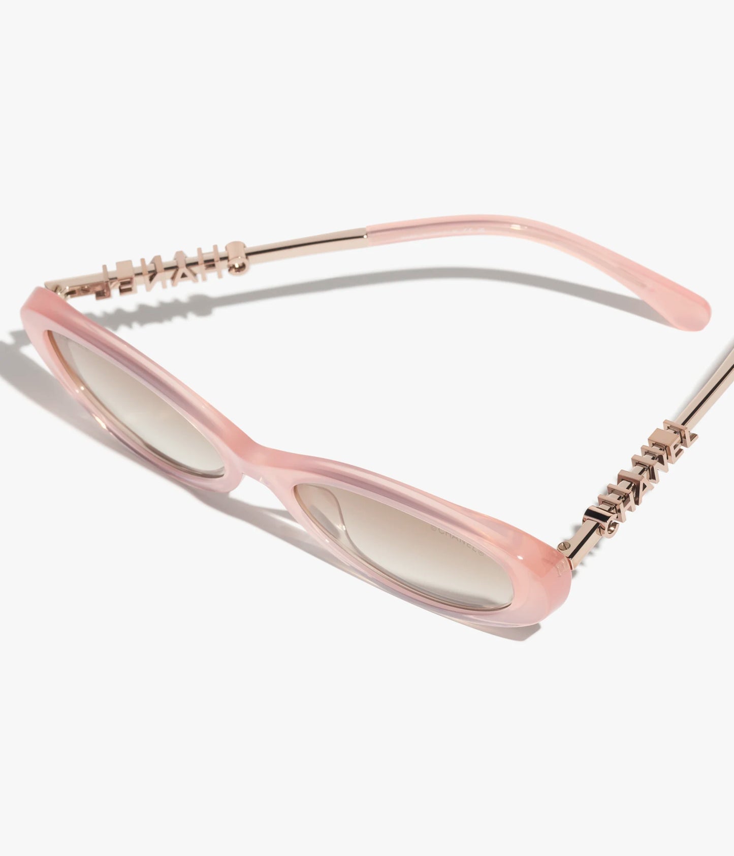 Chanel Oval Acetato